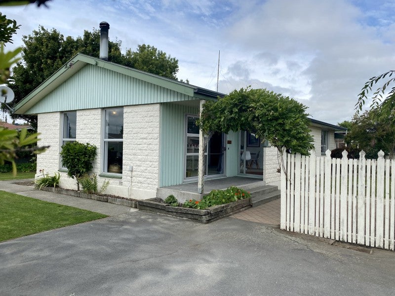 82 Beach Road, Hampstead, Ashburton - Carousel 1