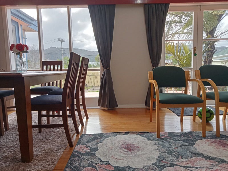 2 Somme Road, Silverstream, Upper Hutt - Carousel 2