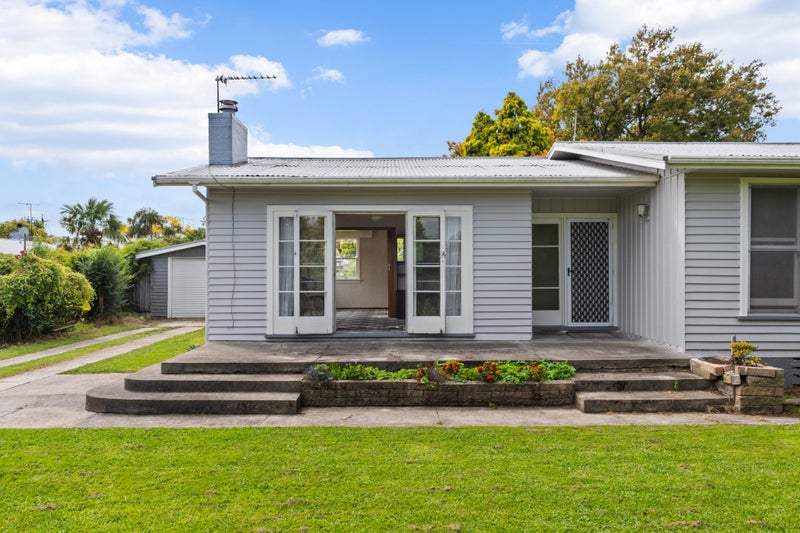 27 Oak Street, Mangapapa, Gisborne - Carousel 2