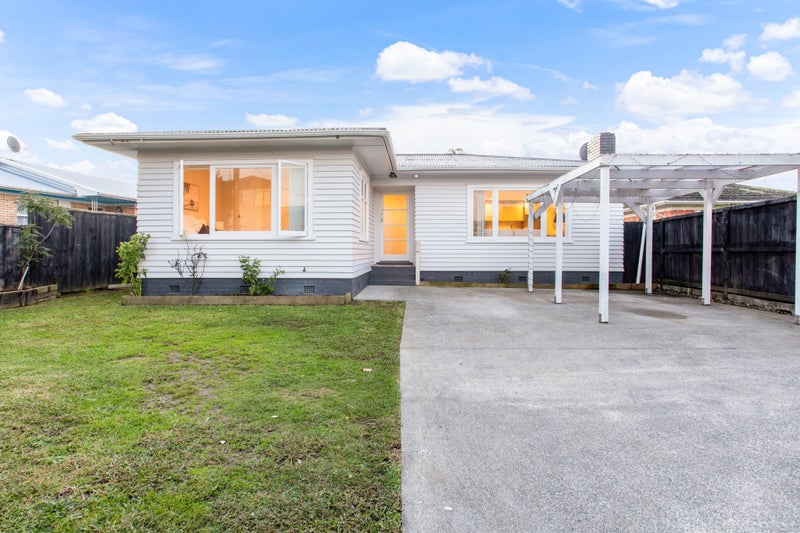 10 Staines Avenue, Mangere East, Auckland - Carousel 2