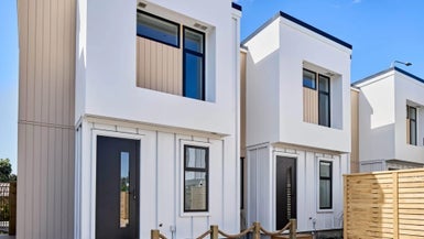 57 Mana View Road, Paremata, Porirua - Carousel 1