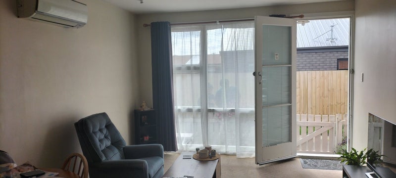 2/137 Champion Street, Edgeware, Christchurch - Carousel 1