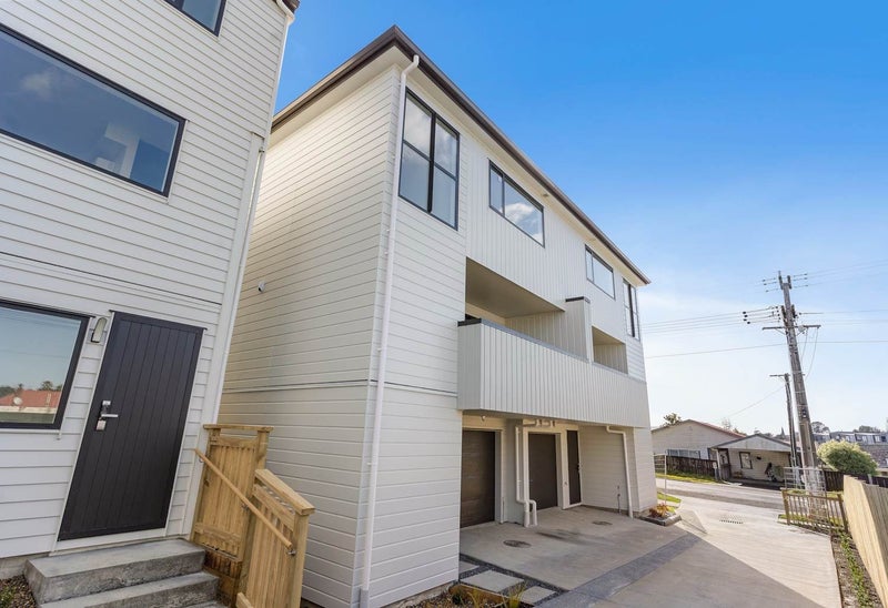 3/63 Gardner Avenue, New Lynn, Auckland - Carousel 2