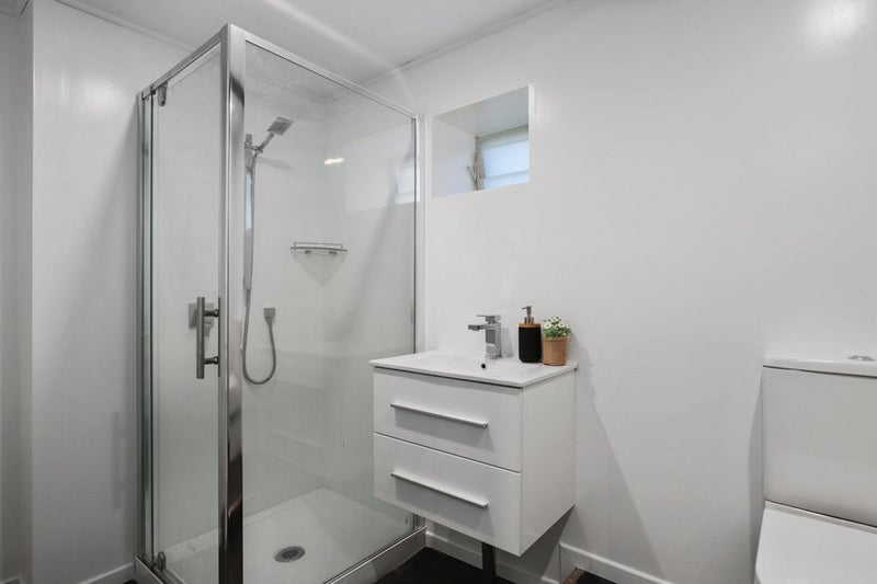 6 Aotea Place, Chedworth, Hamilton - Carousel 22