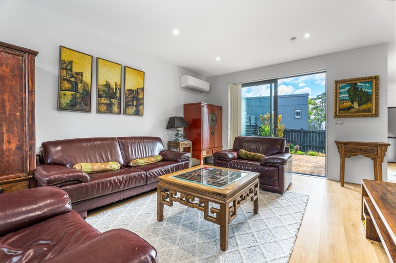 53D Mcleod Road, Te Atatu South, Auckland - Carousel 1