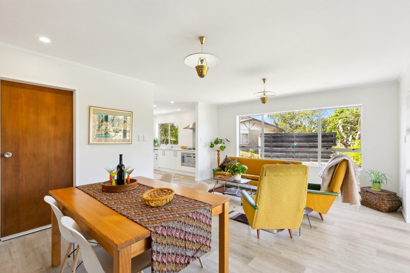 1 Virginia Grove, Brooklyn, Wellington - Carousel 2