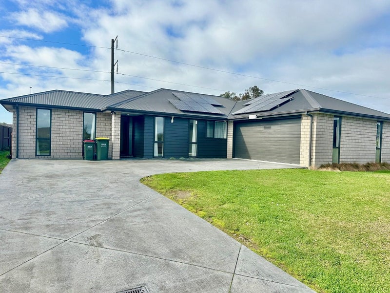 212 Saint James Drive, Huntington, Hamilton - Carousel 2