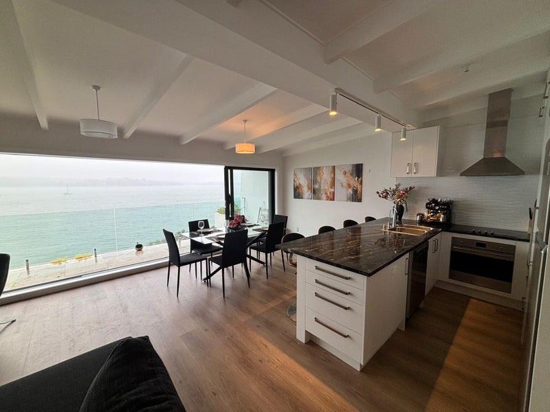 23/67 Sarsfield Street, Herne Bay, Auckland - Carousel 1
