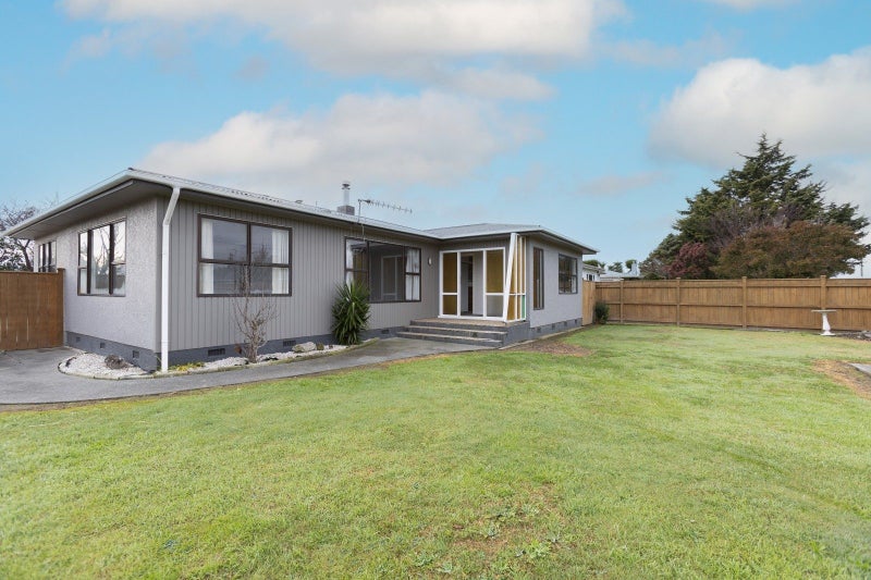 2 Geddis Avenue, Maraenui, Napier - Carousel 2