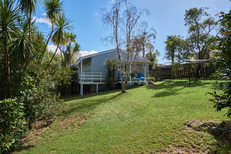 40 Glenvar Road, Torbay, Auckland - Carousel 21