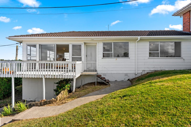2/1 Windsor Place, Windsor Park, Auckland - Carousel 2
