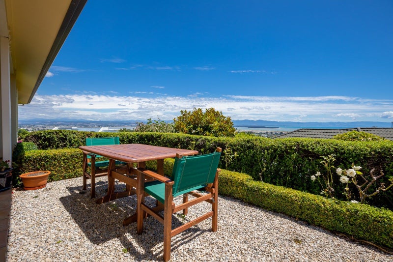 37 View Mount, Stoke, Nelson - Carousel 1