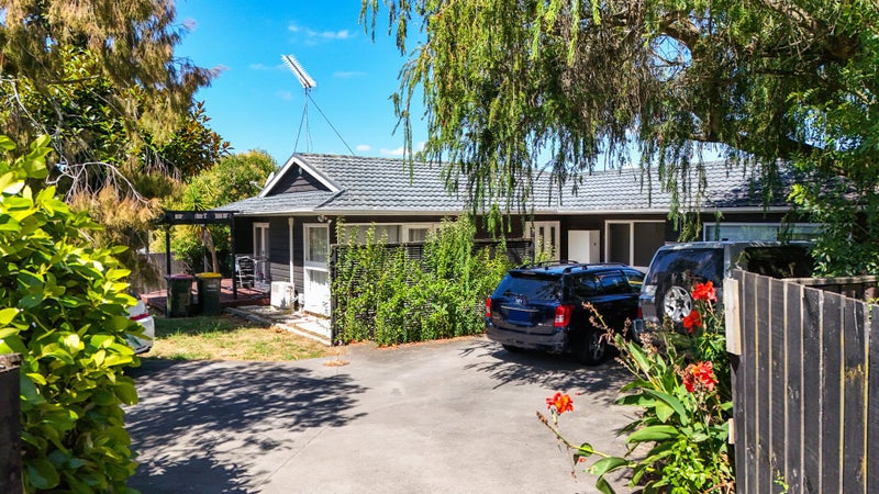 17 Glenmore Road, Sunnyhills, Auckland - Carousel 2