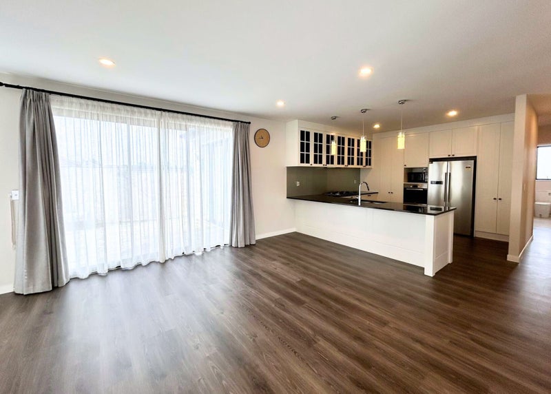 20 Tararua Street, Massey, Auckland - Carousel 2