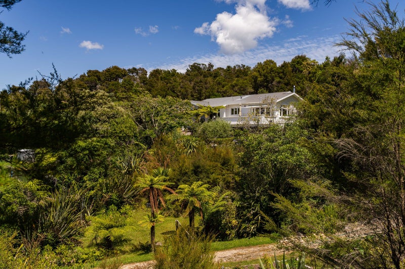 15 Charlett Point Road, Rangihaeata - Carousel 2