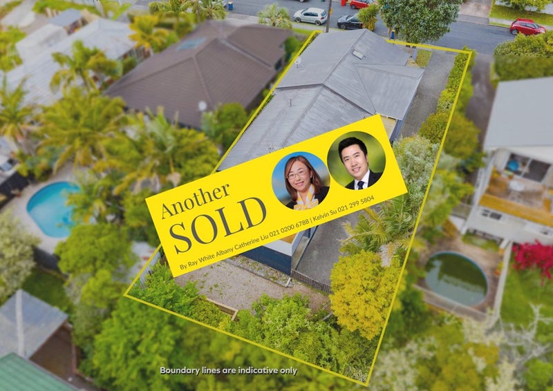 89 Saddleback Rise, Murrays Bay, Auckland - Carousel 1