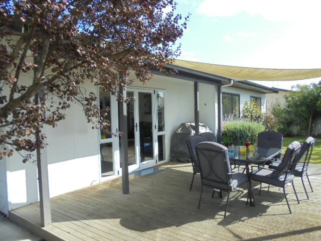 5 Perry Crescent, Greenmeadows, Napier - Carousel 1