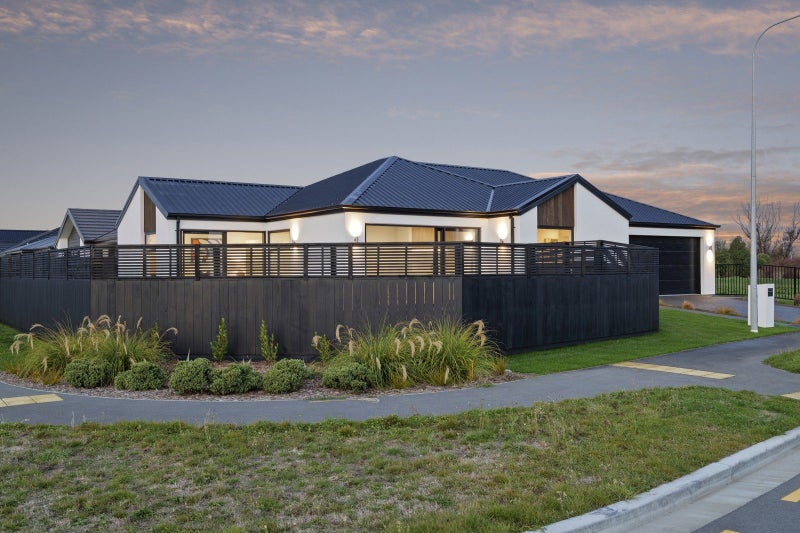 2 Arapawa Street, Belfast, Christchurch - Carousel 2