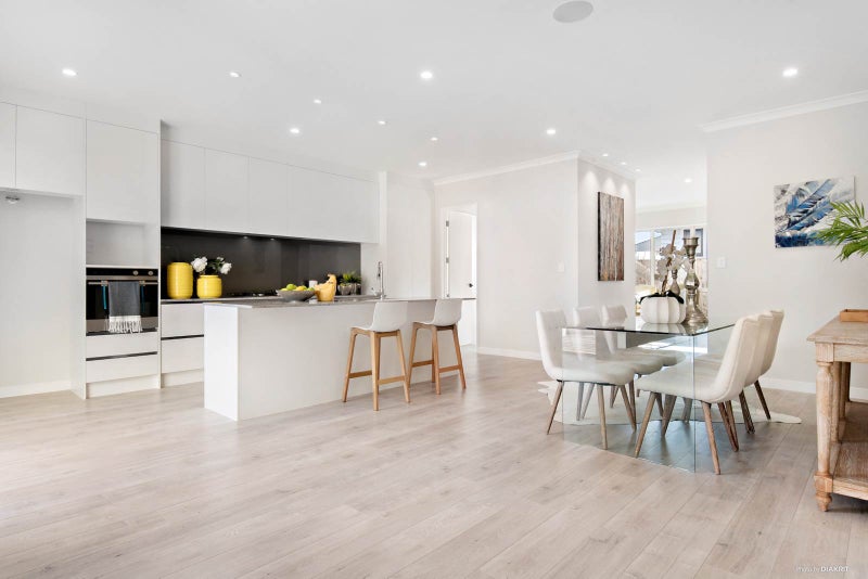 5A Whitney Street, New Windsor, Auckland - Carousel 2