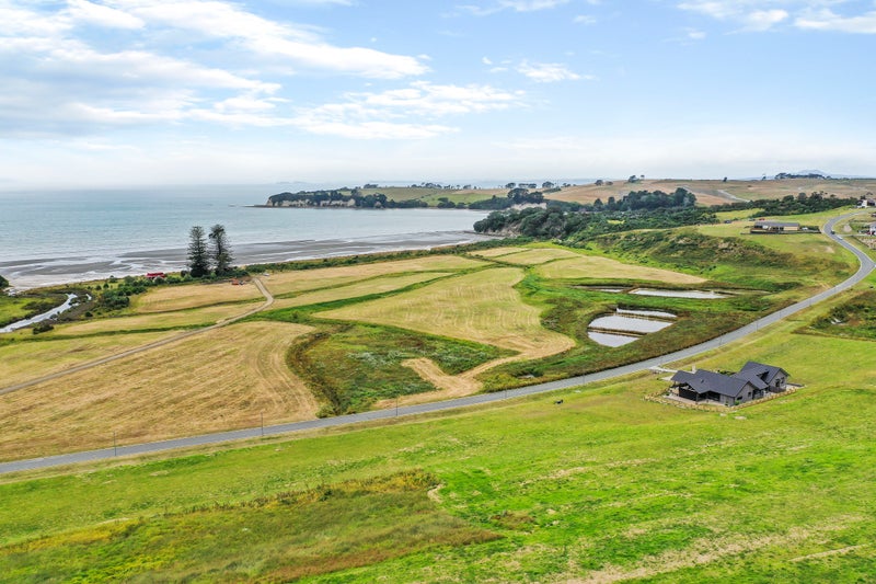 31 Hurihuri Road, Okura Bush, Silverdale - Carousel 1