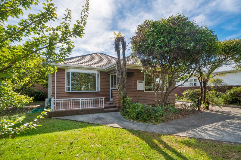 86 Parkers Road, Tahunanui, Nelson - Carousel 1