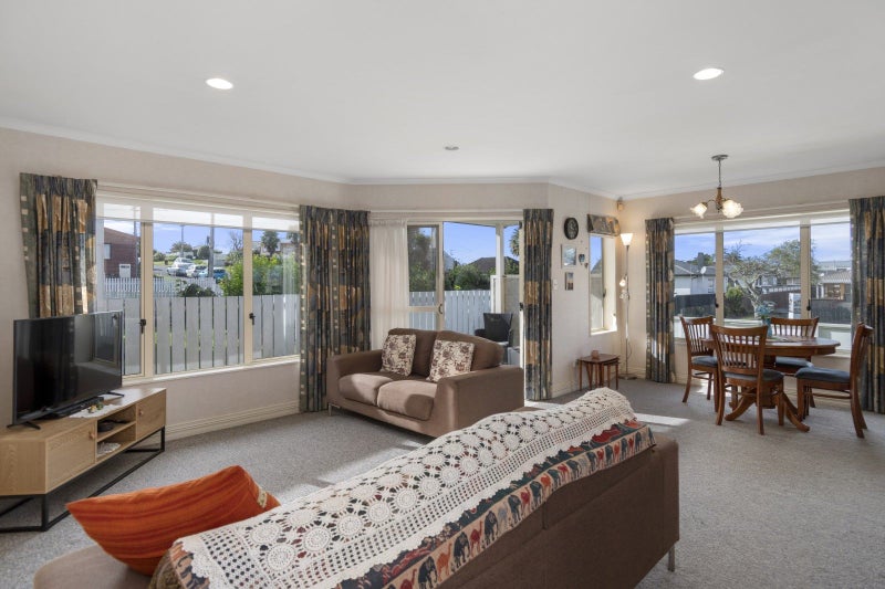 135A Greerton Road, Gate Pa, Tauranga - Carousel 1