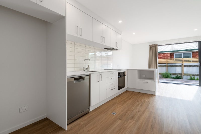 2/45 Evesham Crescent, Spreydon, Christchurch - Carousel 1