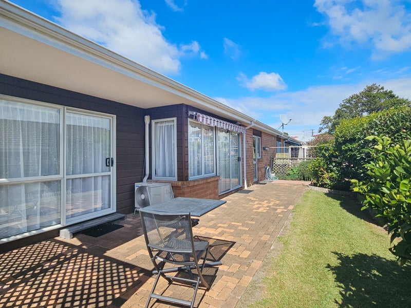 30 The Grove, Red Beach, Whangaparāoa - Carousel 2