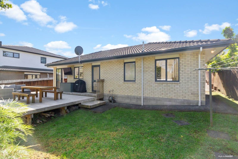 69A Awaroa Road, Sunnyvale, Auckland - Carousel 1