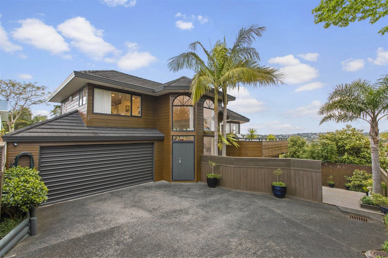 2/40 Carlisle Road, Browns Bay, Auckland - Carousel 1