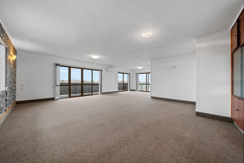 12B Bronte Place, Whalers Gate, New Plymouth - Carousel 2