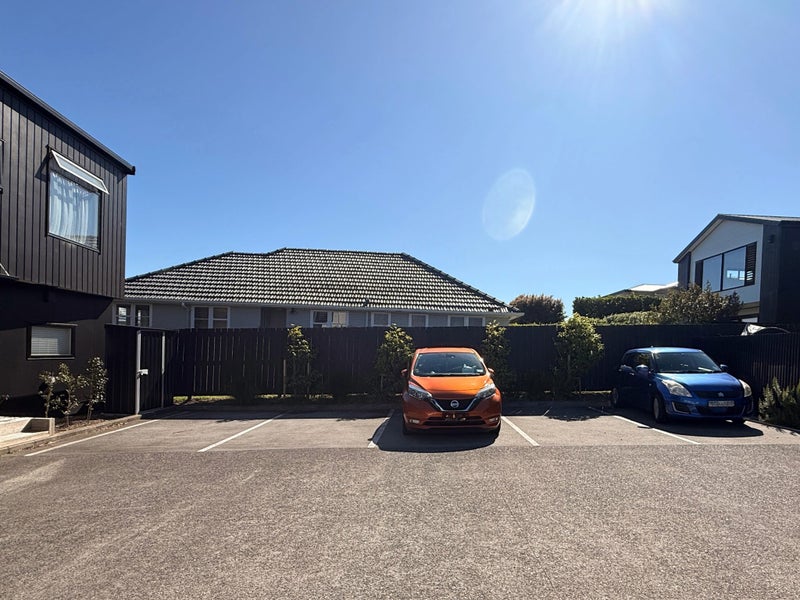 18B Walker Road, Point Chevalier, Auckland - Carousel 11