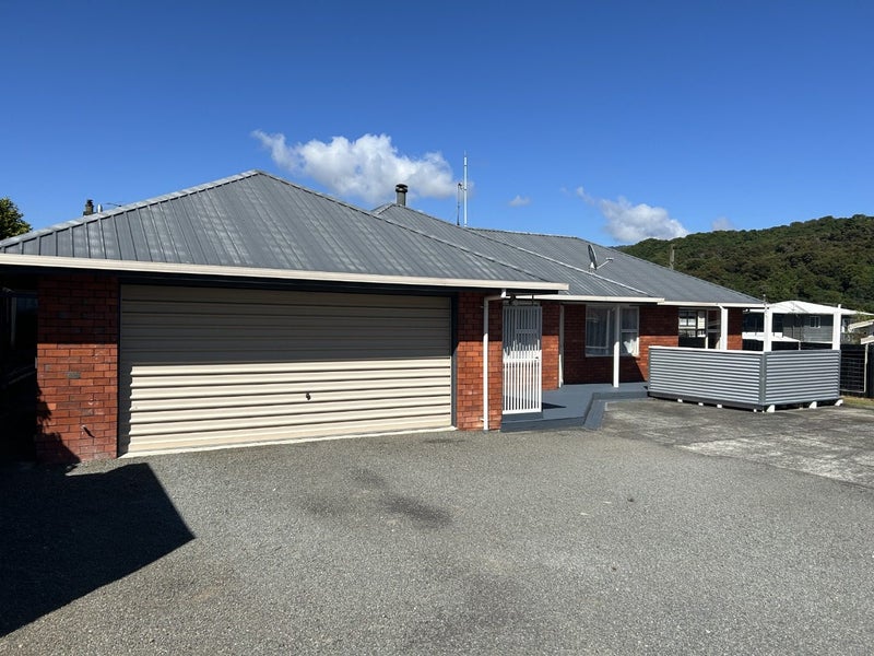 157B Waikawa Road, Picton - Carousel 2