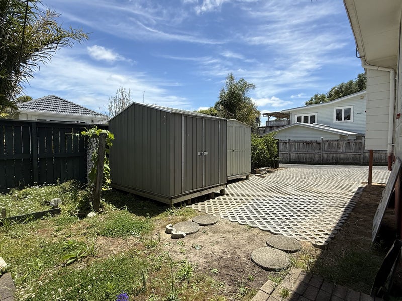 1/9 Opua Street, Belmont, Auckland - Carousel 17