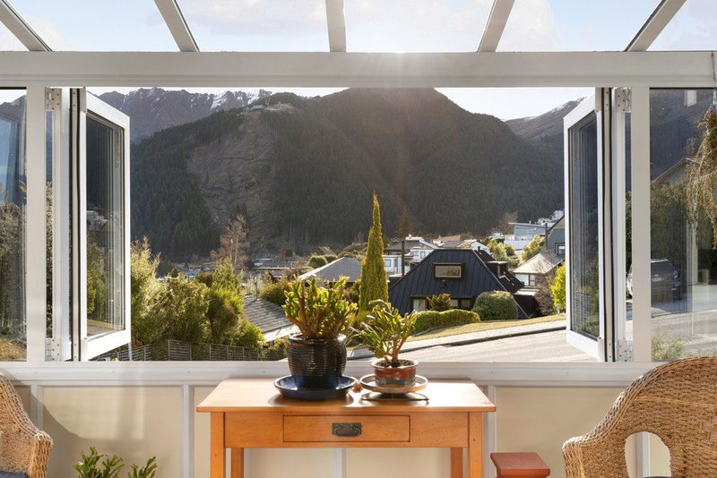 41 Suburb Street, Queenstown, Queenstown - Carousel 26