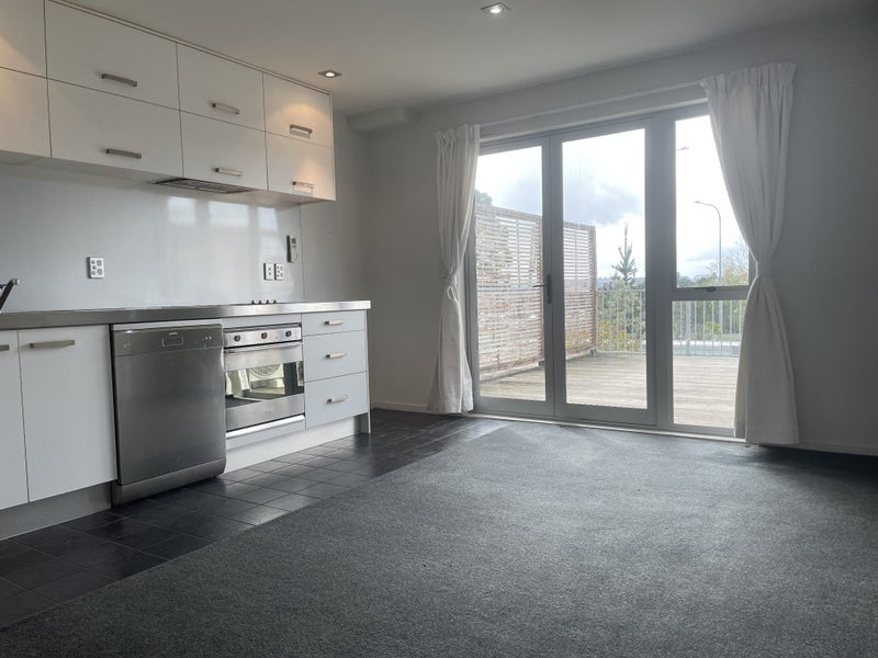 4/222 Albany Highway, Schnapper Rock, Auckland - Carousel 1