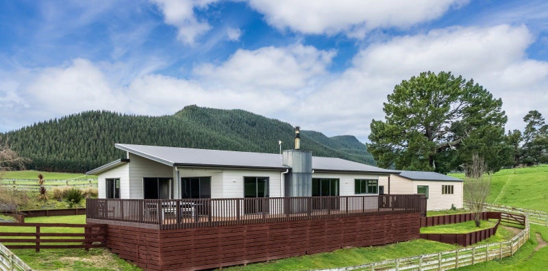 39 Kilkenny Way, Reporoa - Carousel 1