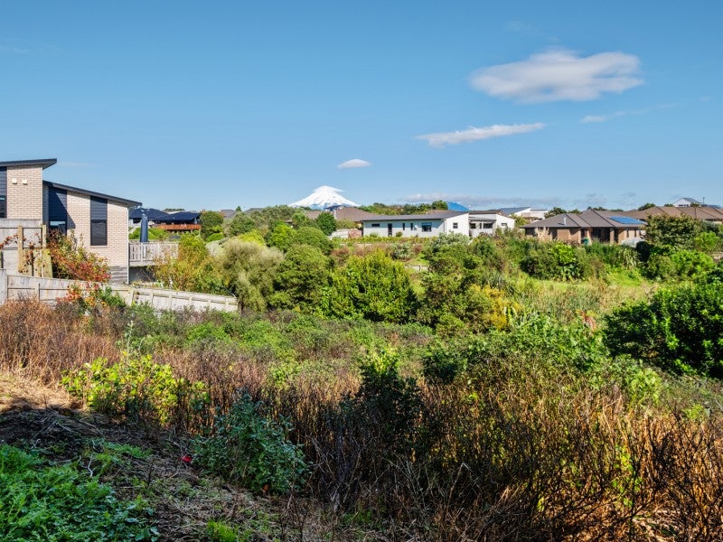 9A Amy Way, Bell Block, New Plymouth - Carousel 1