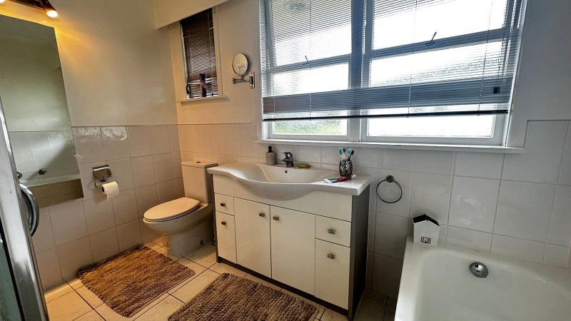 6 Constance Street, Queenwood, Hamilton - Carousel 12