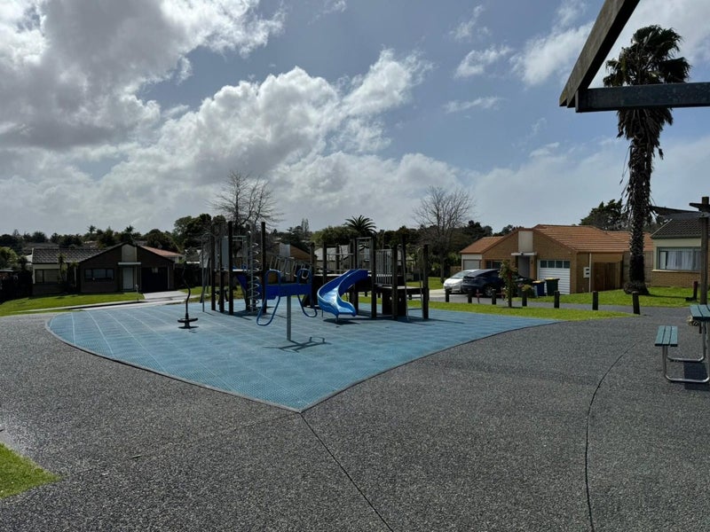 13 Blueridge Close, Sunnyvale, Auckland - Carousel 17