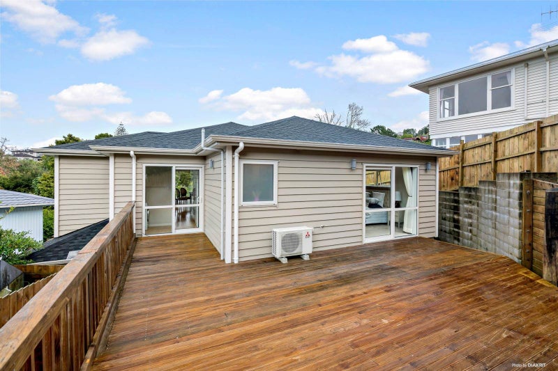 13 Farnol Street, Hillsborough, Auckland - Carousel 10