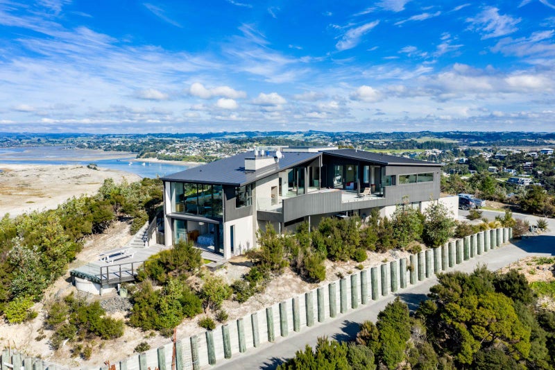 4 Seacoast Road, Mangawhai Heads, Mangawhai - Carousel 2