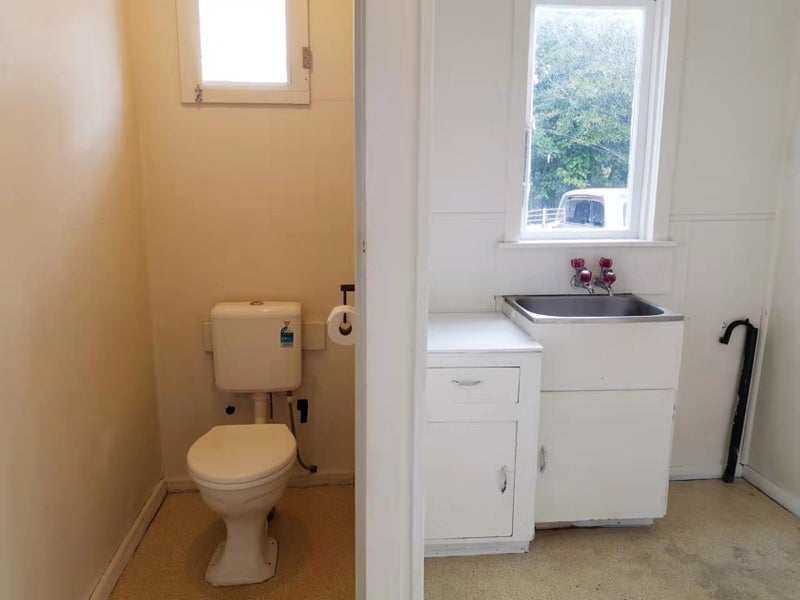 119 Galloway Street, Hamilton East, Hamilton - Carousel 8