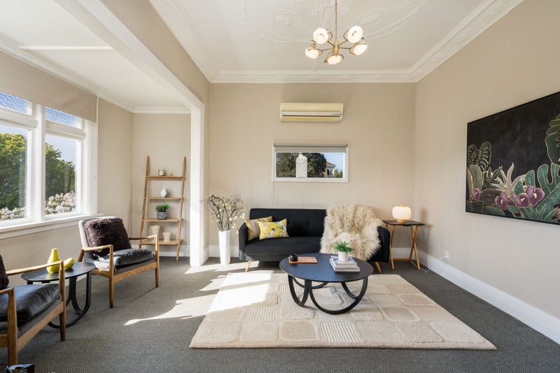 16 Hart Street, Belleknowes, Dunedin - Carousel 2