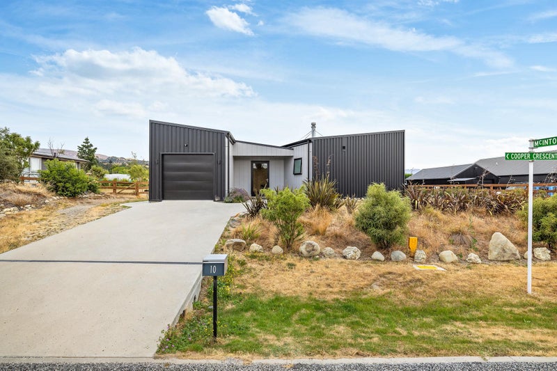 10 Cooper Crescent, Luggate, Wānaka - Carousel 16