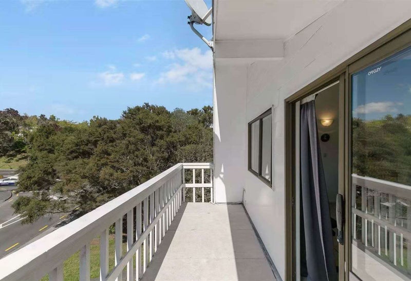 69 Easton Park Parade, Glenfield, Auckland - Carousel 10