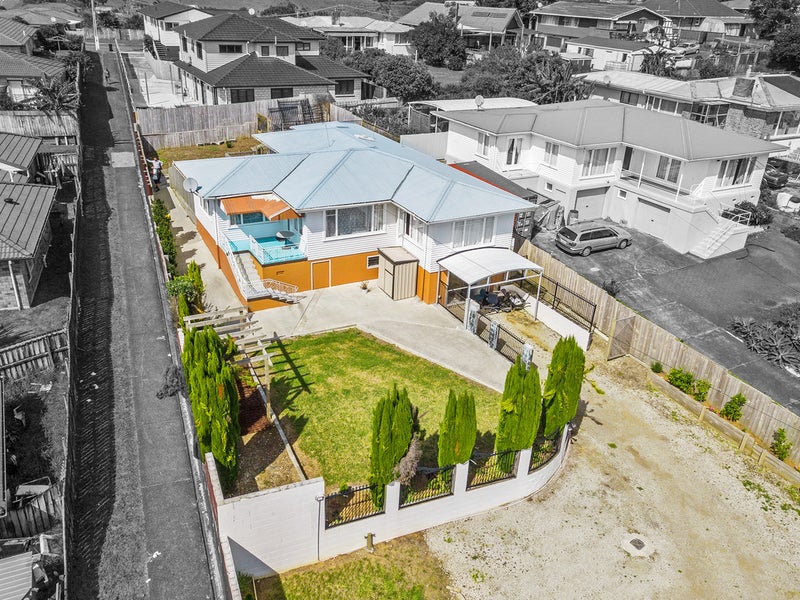 570 Massey Road, Mangere, Auckland - Carousel 1