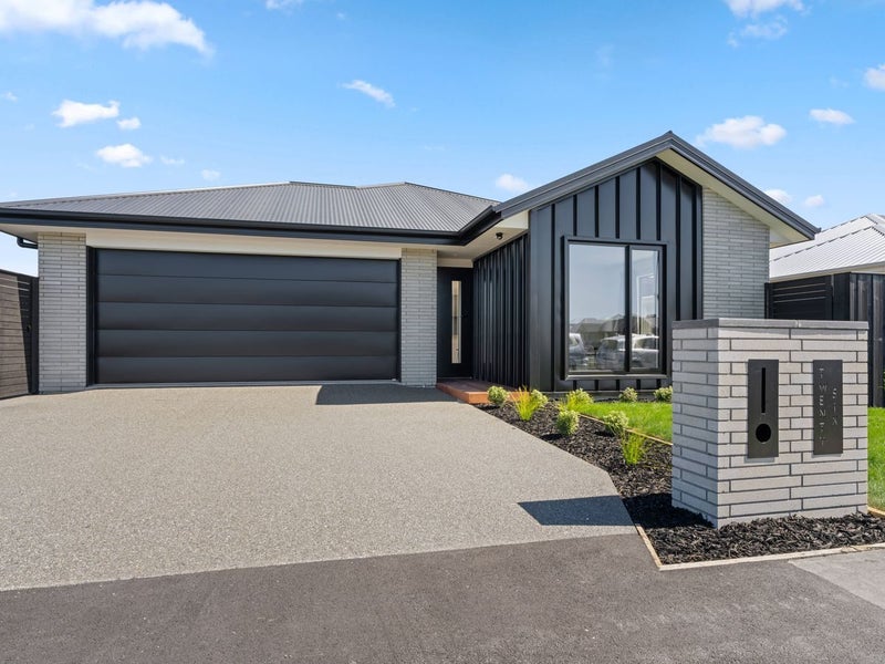 26 Harry Manship Crescent, Halswell, Christchurch - Carousel 1
