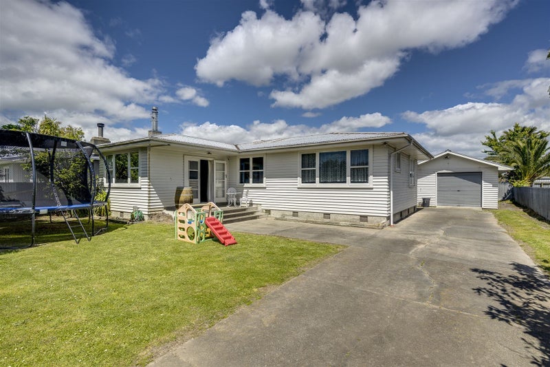 3 Hitchings Avenue, Onekawa, Napier - Carousel 17