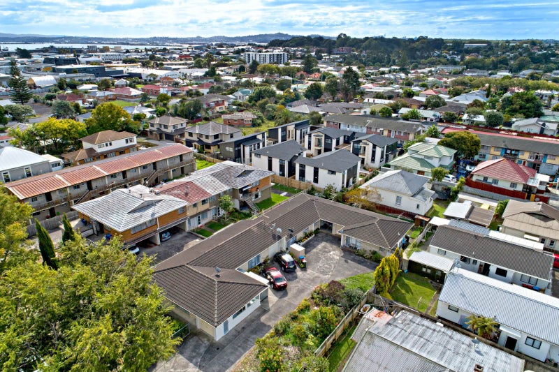 3/52 Avenue Road, Otahuhu, Auckland - Carousel 16